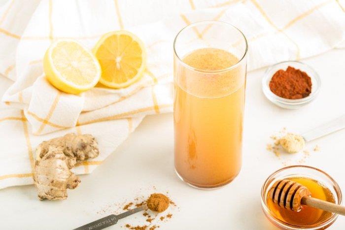 Detox infuzija limonina detox sova pijača ravne želodčne razstrupljevalne pijače jejte zdravo in dobro živite