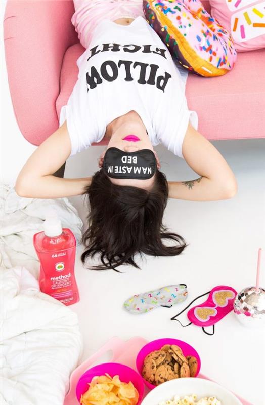 Idee regalo creative, maschera per dormire, maschera con scritta