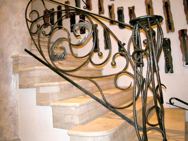 ograja-železo-kovačnica-stopnišče-marmor