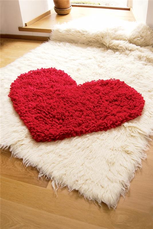 el yapımı nesne ile koza tarzında genç yatak odası dekoru, kırmızı kalp ile DIY beyaz suni kürk halı deseni