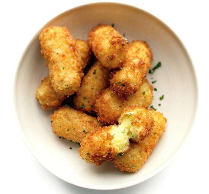 recept-s pire-krompirjem in koromačem