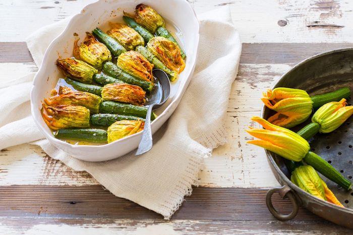 recept za pečene bučke cele bučke užitni cvetovi bučk