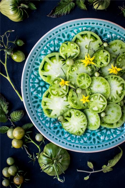 zelena paradižnikova marmelada recept začimbe zelišča češnjev paradižnik