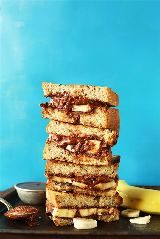 recept za bananin francoski toast in domač namaz v butelli v veganski različici