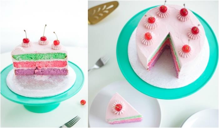lepa mavrična torta z vintage videzom, narejena iz biskvita v treh barvah in prekrita z rožnato glazuro