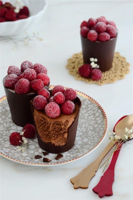 recept za jogurt-in-čokoladno torto