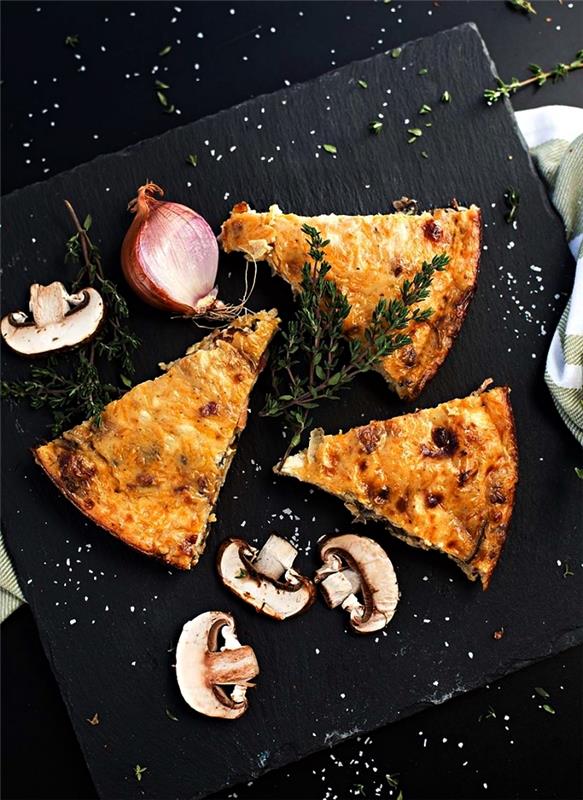 lengvo valgio idėja vakarui, frittata su kiaušiniais ir grybais lengvo kišo stiliaus be tešlos