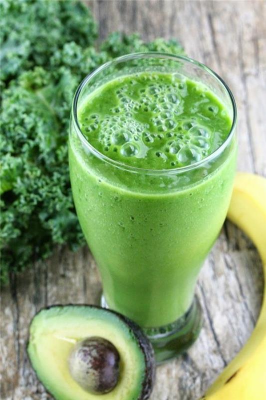 recept-smoothie-green-diet-shujšanje-avokado-banana-in-brokoli