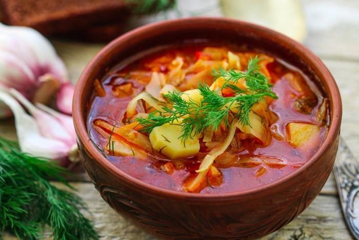 yemek tarifleri-çorbalar-tarifi-lahana çorbası-patates-çorbası-basit-kış-fikri