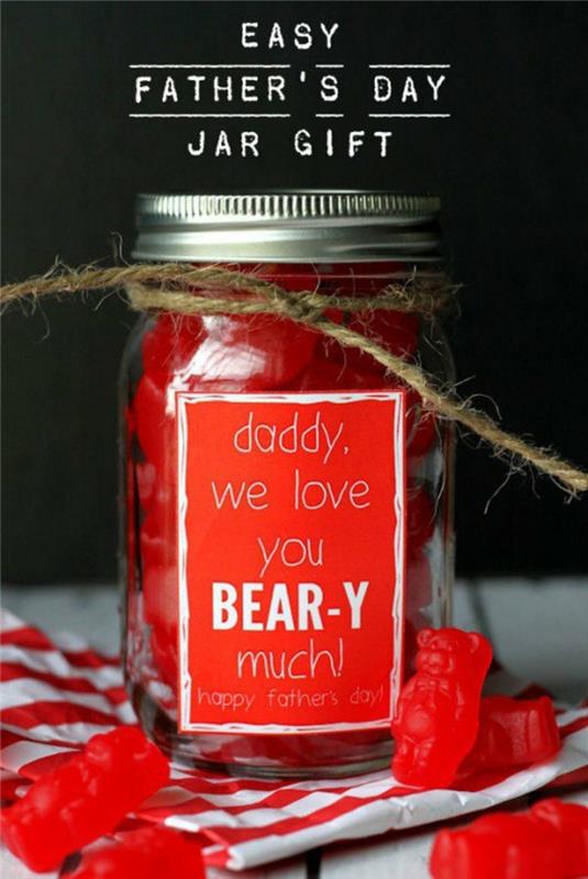regalo-papà-festa-barattolo-vetro-tappo-corda-scritta-caramelle-gumose-colore-rosso-orsetti-tovagliolo