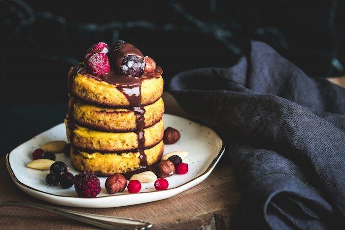 keto diyetiniz için ketojenik tarif fikri. yumuşak krep tarifi, amerikan gözleme, 4 yumurtalı krep hamuru, badem unu