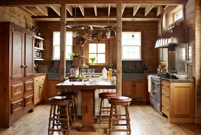 vgrajena kuhinja, kuhinjsko vzmetenje s štedilniki, umivalnik na kmečki hiši, lesena preobrazba kuhinje