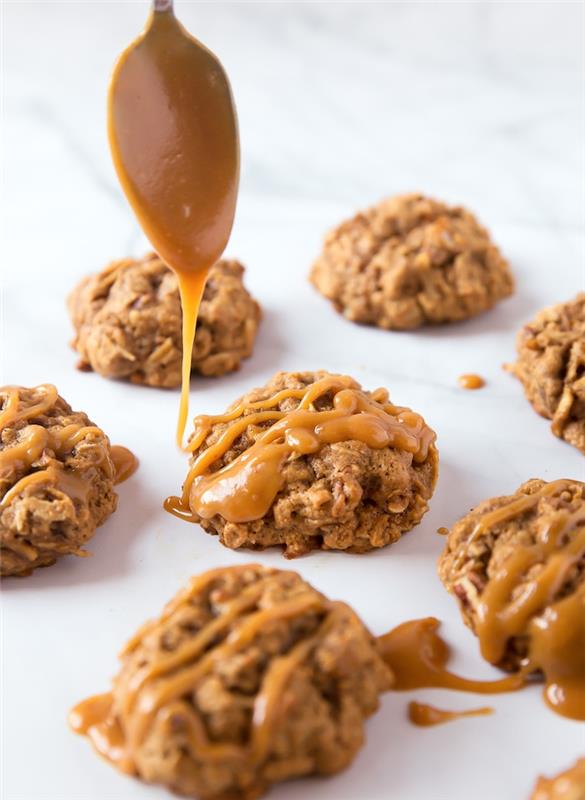 Biscotti velocissimi, burro di arachidi, biscotti con farina d'avena, fatti in casa piškotki