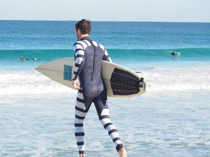 rip-curl-wetsuit-neoprene-suit-man-cool-idea-to-dress-well