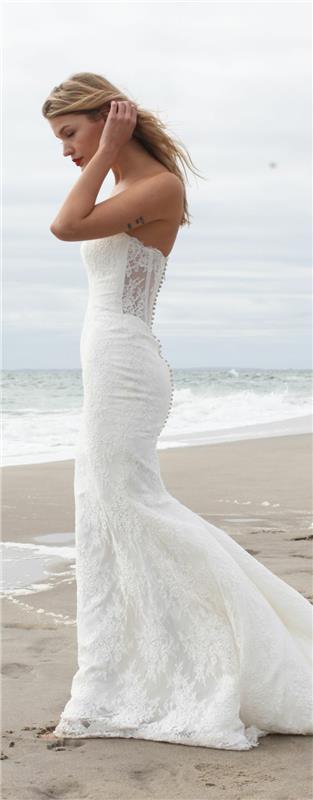 vestuvinė suknelė be petnešėlių-vestuvių suknelės be petnešėlių-nėriniai prie jūros