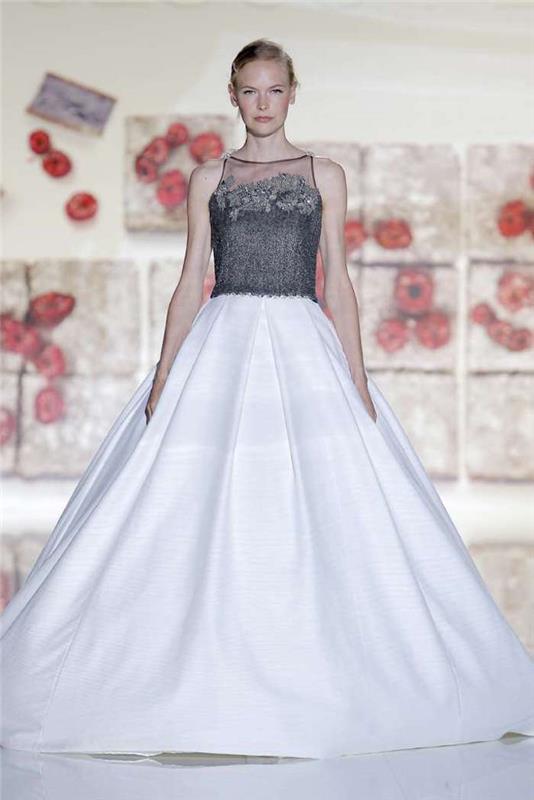 prabangi satino vestuvinė suknelė, šilko suknelė aukščiausios klasės vestuvėms