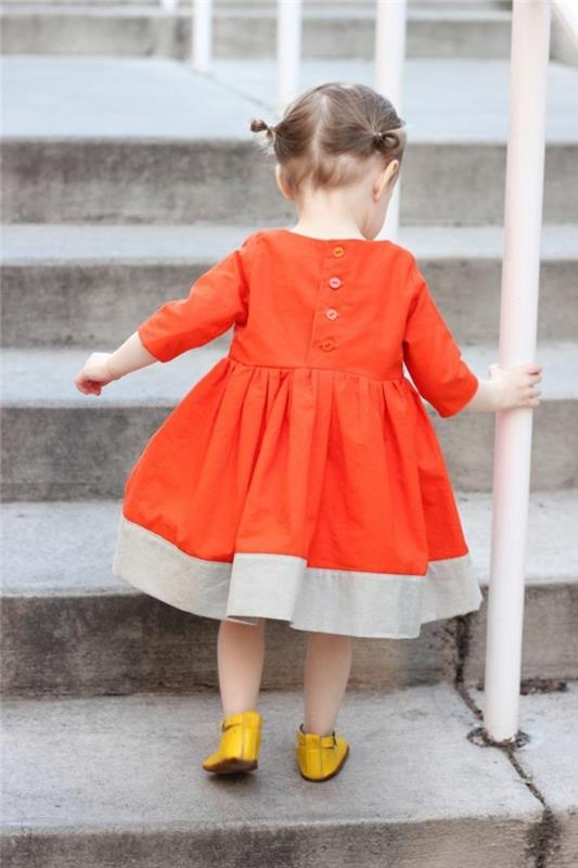 kız-elbise-çocuk-elbise-orta uzunlukta-turuncu-sarı-ayakkabı