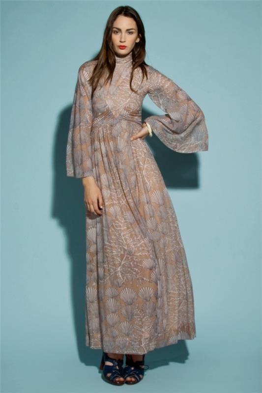 hippie-chic-dress-a-stand-up ovratnik