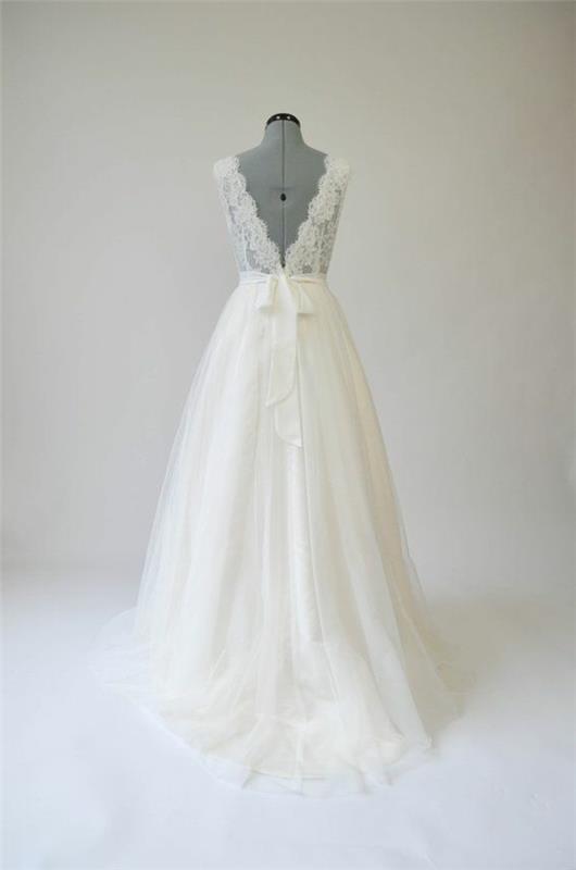 vestuvinė suknelė-modelis
