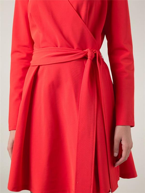 wrap-dress-red-detail-lankas-pakeistas dydis