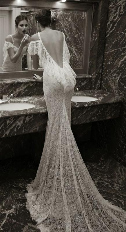 retro vestuvių suknelė