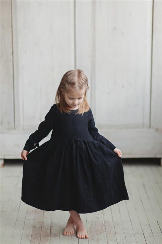 çocuk-elbise-siyah-taç-elbise-bir-büyük-kız tarafından giyilen