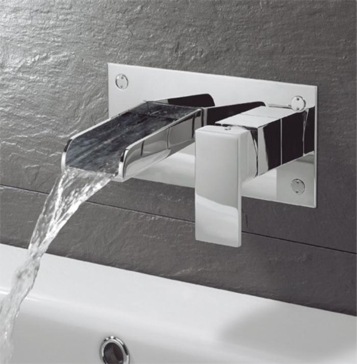 duvara monte-musluk-zarif-şelale-musluk-yeni-tasarımlar-banyoda