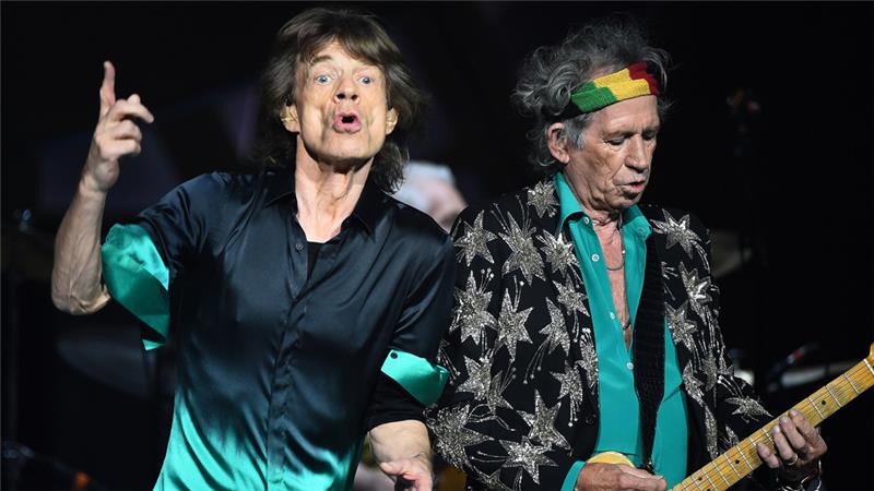 Rolling Stones, şarkıcıları Mick Jagger'ın sağlık sorunları nedeniyle Amerika Birleşik Devletleri ve Kanada'daki turlarını erteledi.