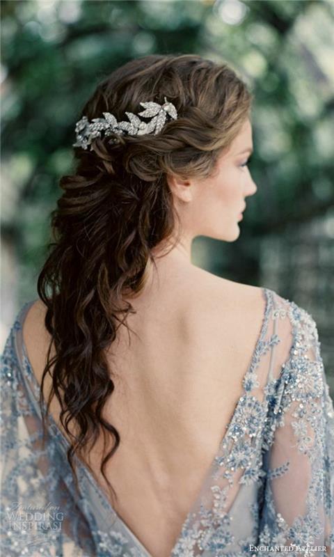 Uzun kıvırcık saçlar için saç modeli Düğün için saç modeli uzun gevşek kıvırcık saçlar güzel kadın prenses saç modeli