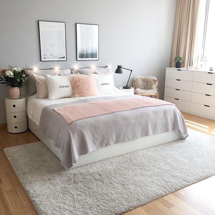 Svetlo roza in svetlo siva za romantično spalnico, verdigris barvo, lepo udobno spalnico