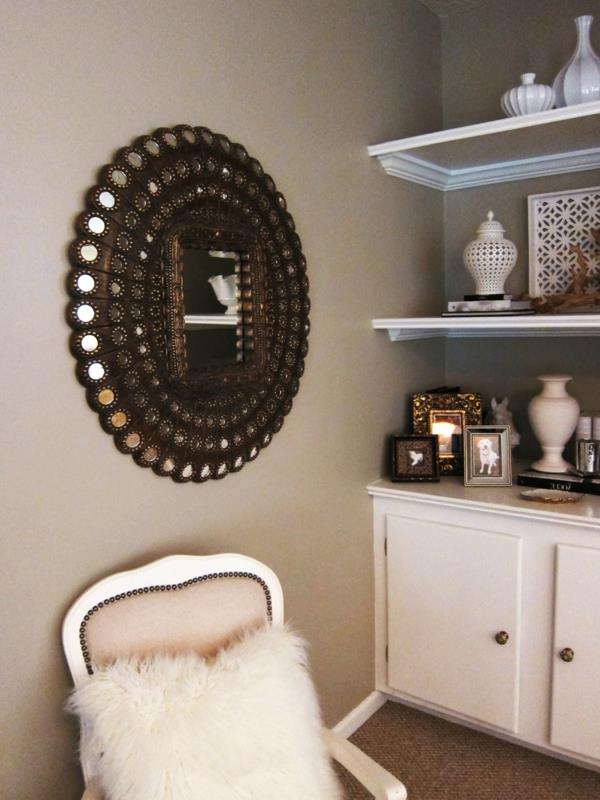 apvalus veidrodis-deko-mažas kambarys