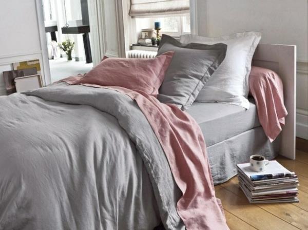 rožinė-pilka-antklodė-lova