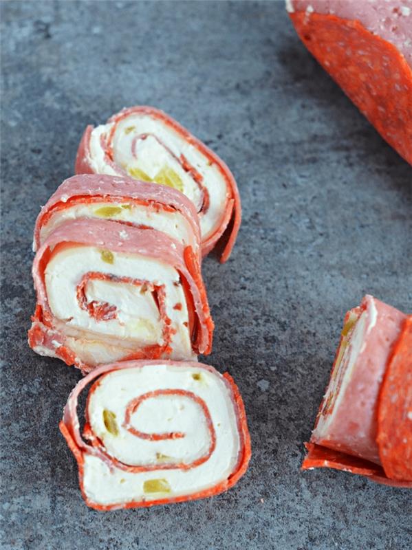 kremni salamski zavitki, keto recept za hitro in enostavno predjed