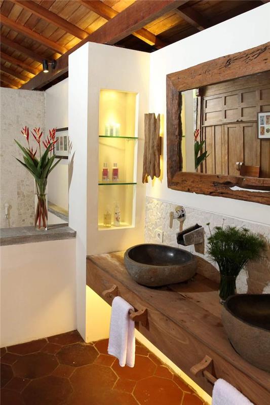 Umivalnik in umivalnik v rustikalnem slogu, skandinavska kopalnica, lesena in bela kopalnica