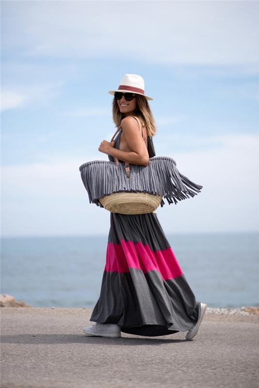 kaip išsirinkti paplūdimio aksesuarus, derinkite pilką moterišką vasarinę suknelę su didele smėlio ir pilkos spalvos rankinė
