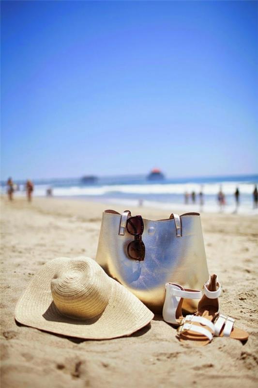 modern-plaj-bag-hasır-şapka-güneş gözlüğü