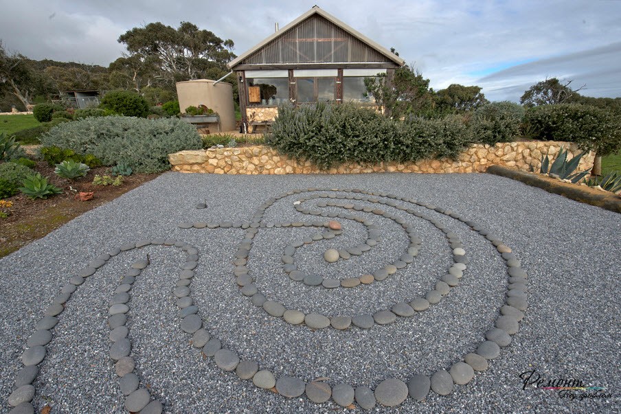 Jeroglífico de piedras planas