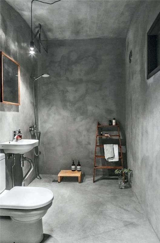 gri çimento mumlu beton zemin, duvar ve tavanda komple kaplamalı banyo, fayanssız İtalyan duşlu