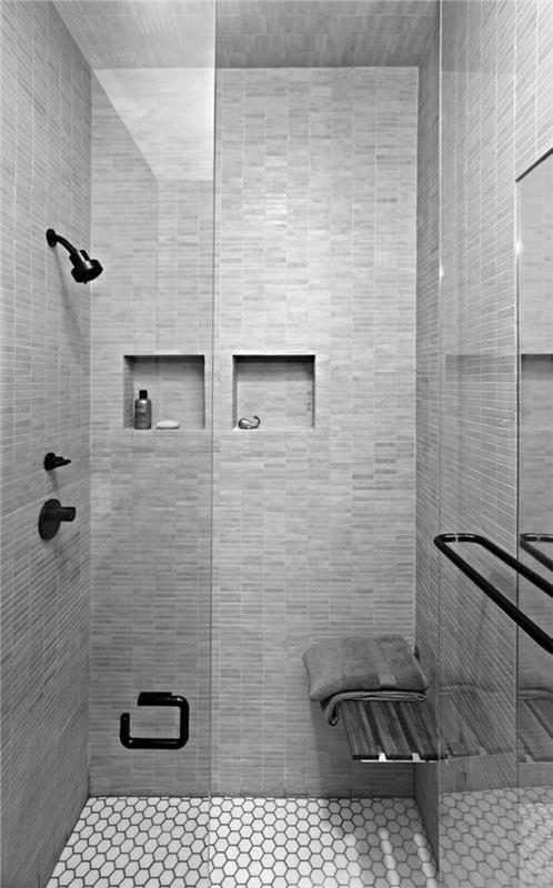 İtalyan-tasarım-banyo-beyaz-mozaik-zemin-gri-mozaik-duvar