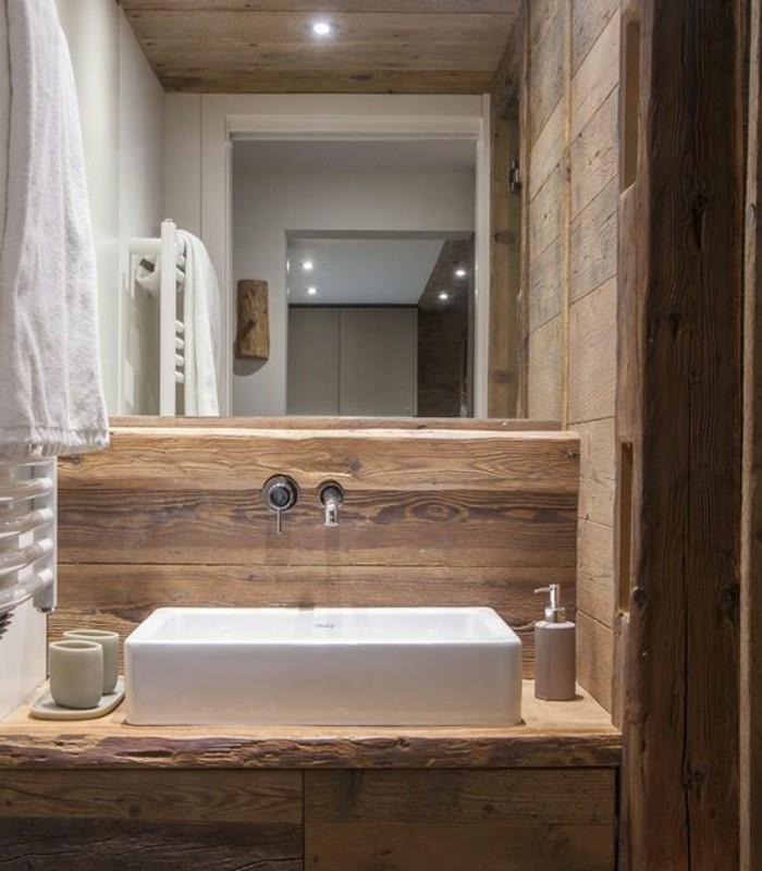 vonios kambarys-šviesaus-medžio-modelis-itališkas-vonios kambarys-šviesaus medžio