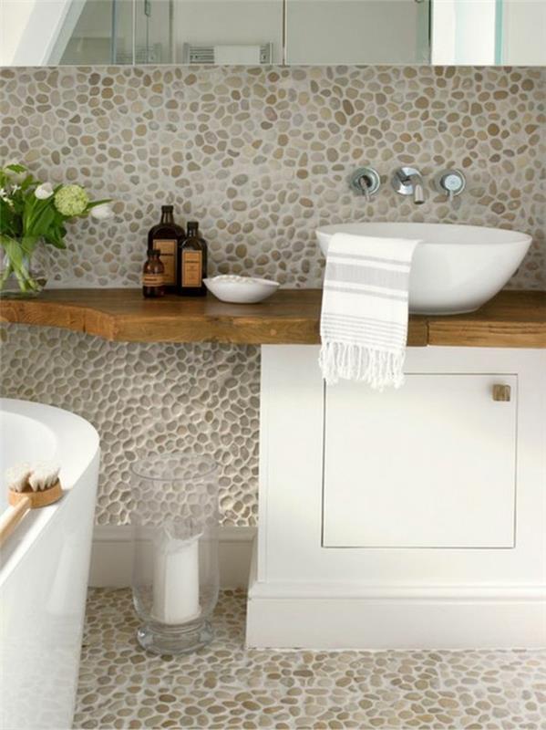 kopalnica-mozaik-bež-kamenčki-dekorativna-kopalnica-zen