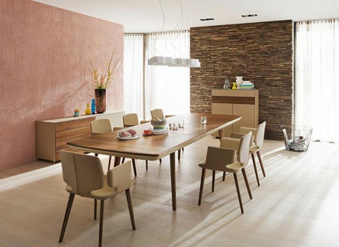 dobro opremljena-dnevna soba-lesena-stenska obloga-jedilnica-stoli-miza