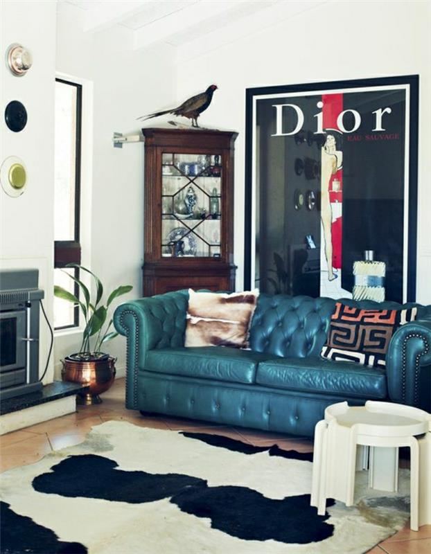 svetainė-oda-sofa-mėlyna-oda-dažai-dior-augalas-žalia-tais-gyvūninės odos-balta-juoda