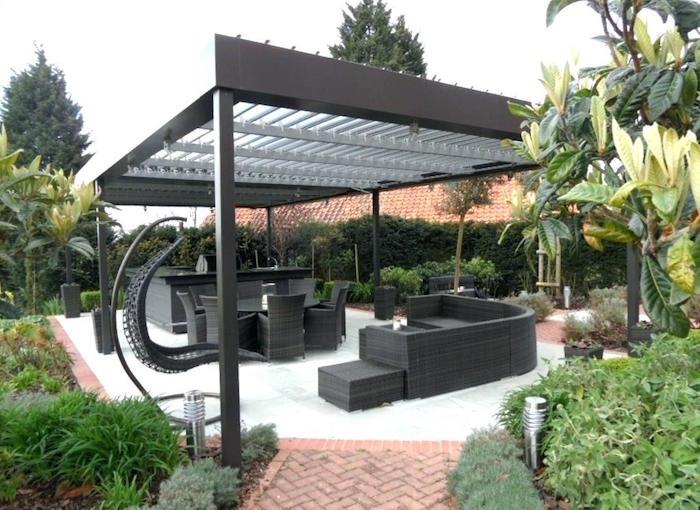 bar ve tasarımcı pergola ile modern antrasit gri dış mekan mutfak ve bahçe mobilyaları