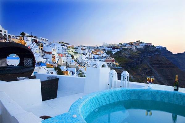 santorini-blueangel-1-yeniden boyutlandırılmış