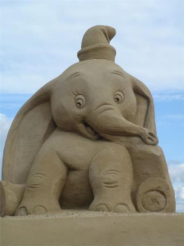 smešna-slon-figura-pesek-kip