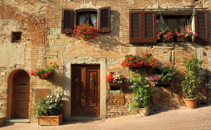 stay-lac-de-com-bellagio-italy-hotel-villa-bellagio-vacation-stone-house
