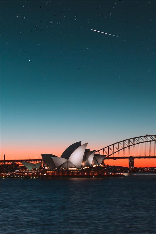 Gün batımında Sidney operası, en güzel fantastik manzara, manzara fotoğrafı, dünyamızın büyüsü