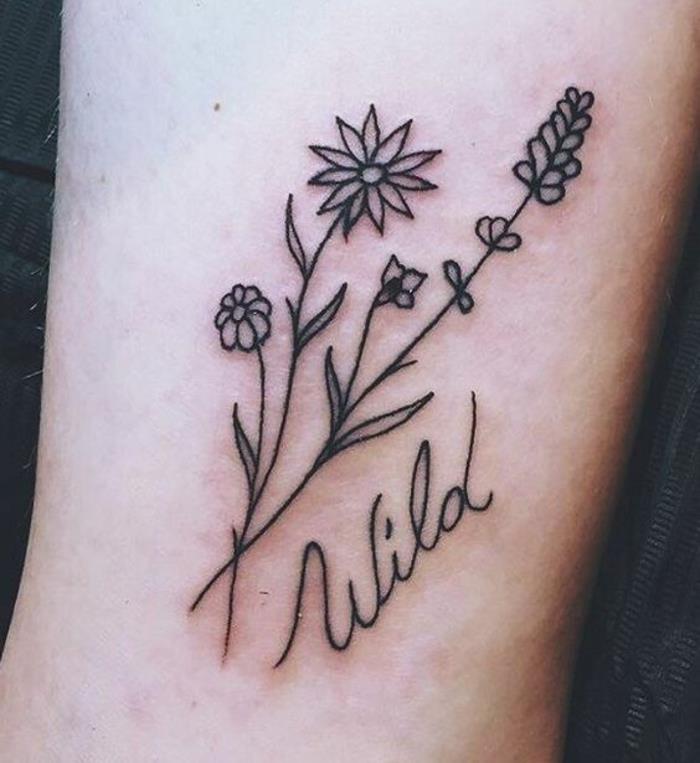 tatuiruotės reikšmė, stilizuotos gėlės, paprasta tatuiruotė juodai, tatuiruotas scenarijus