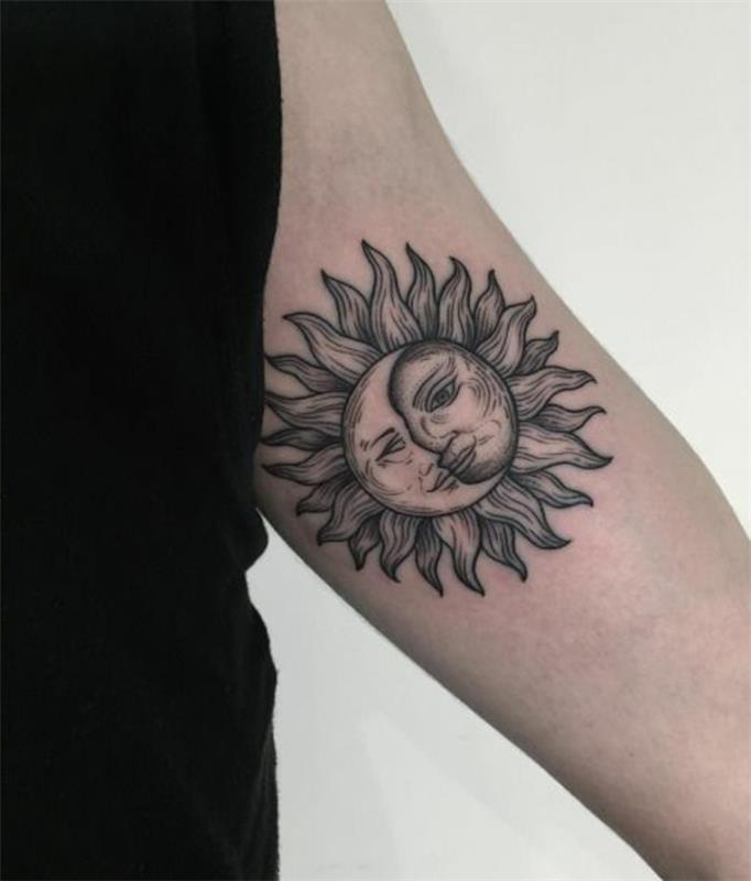 ay dövmesi anlamı, ay ve güneş arasındaki aşk, benzersiz tasarım
